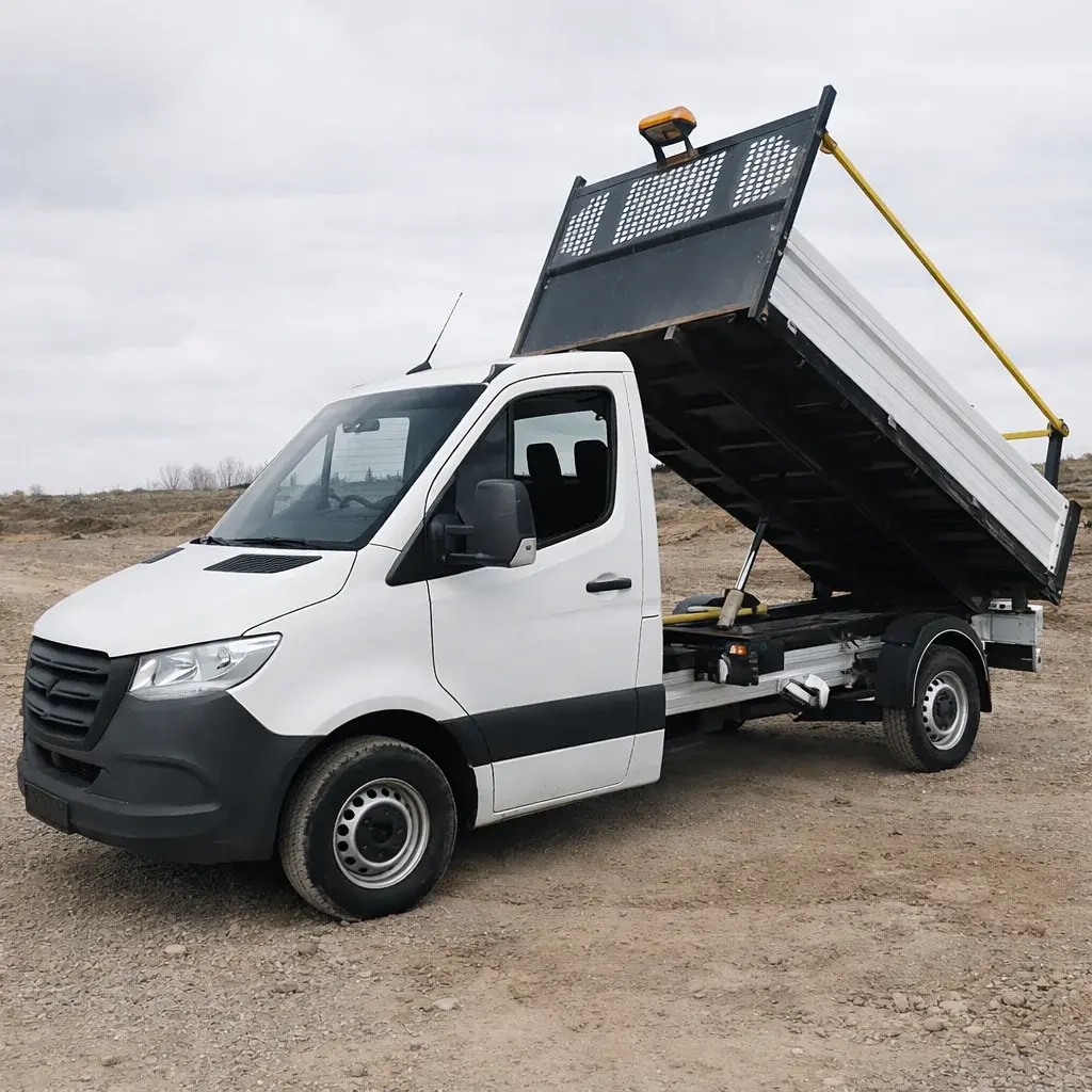 Mercedes 3.5t tipper truck